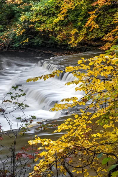 Waterfall South Chagrin Reservation Cleveland Ohio Metropark Viewed Beautiful Fall — Stock Photo, Image