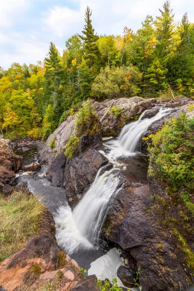 Gabbro Falls Uma Bela Cachoeira Camadas Rio Negro Península Superior — Fotografia de Stock