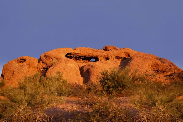 Híres Lyuk Rock Papago Park Phoenix Arizona — Stock Fotó