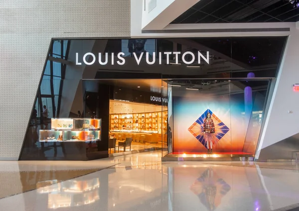 Las Vegas Usa 2019 Louis Vuitton Prodejnách Krystalů Jedním Předních — Stock fotografie