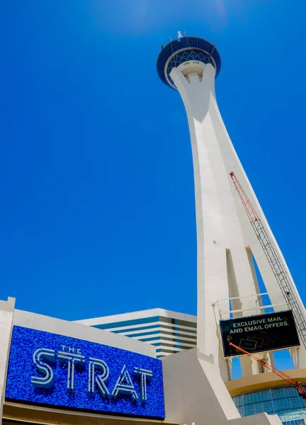 Las Vegas Usa Unedited Patrząc 149 Tall Stratosphere Tower Znajduje — Zdjęcie stockowe