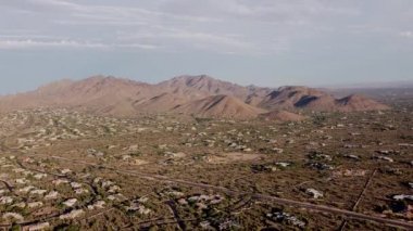  Arizona 'nın kuzey Scottsdale bölgesinin Sunset' teki hava görüntüleri..