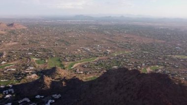  Arizona 'nın kuzey Scottsdale bölgesinin Sunset' teki hava görüntüleri..