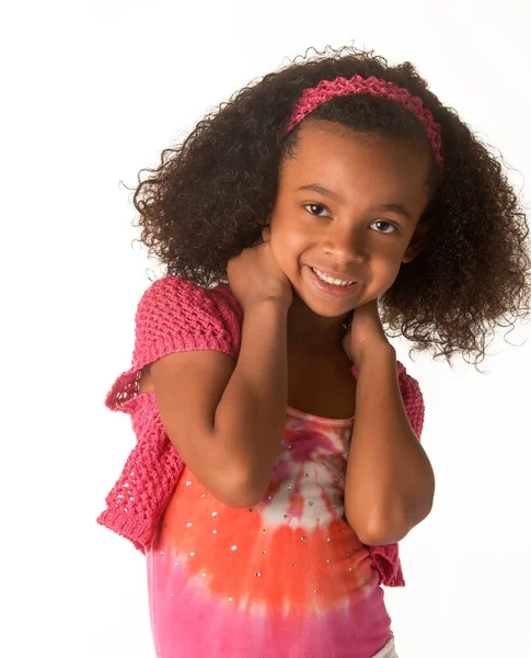 Sonriente Niña Feliz Con Hermoso Pelo Rizado Muy Rizado — Foto de Stock