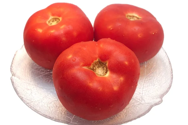 白色背景下的红色成熟西红柿 — 图库照片