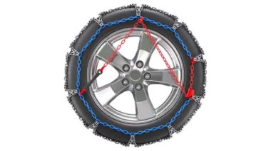 Kar zinciriyle döndürülmüş araba tekerleği, kusursuz döngü, yan görünüm - 3 boyutlu animasyon