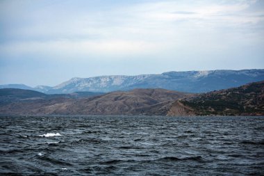Novy Svet Yeşil koy (Yeni Dünya) denizden ateş doğru panoramik görünümü, Sudak alan, Kırım