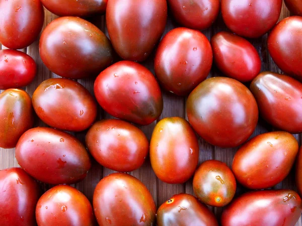 Tomates Vermelhos Escuros Maduros Como Fundo — Fotografia de Stock