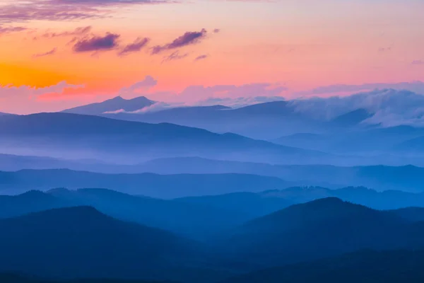 Mountain Ridge Landscape Dense Blue Mist Dawn — Stock Photo, Image