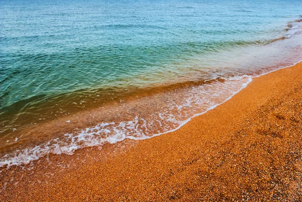 Yaz Sahne Kumlu Deniz Plaj Zümrüt Deniz — Stok fotoğraf