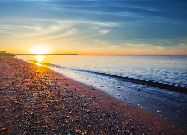 Zand Strand Bij Zonsopgang — Stockfoto