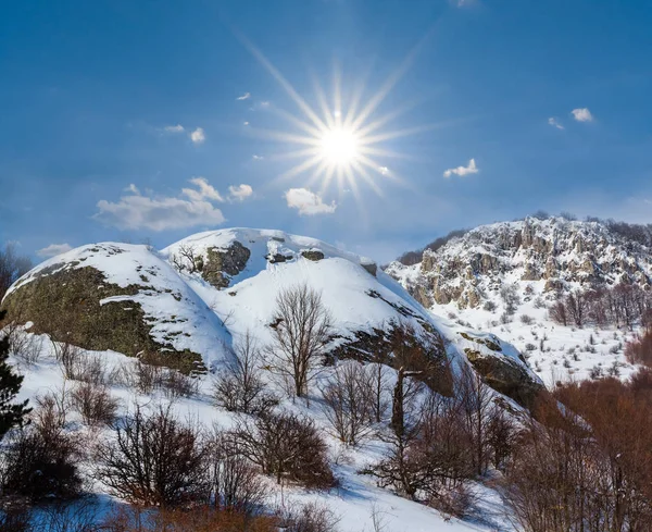 Mountain Ridge Snow Sunny Winter Day — Stock Photo, Image