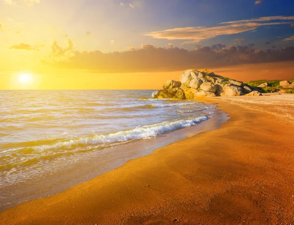 Sommer Sandstrand Meer Bei Sonnenuntergang — Stockfoto