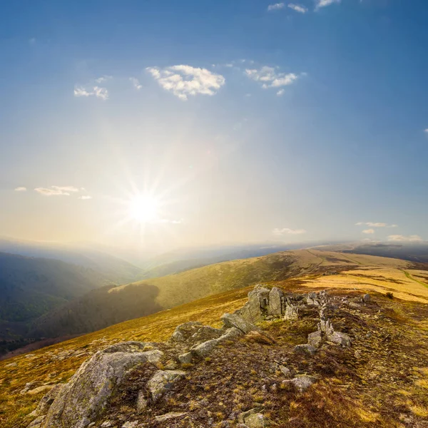 Mountain Ridge Landskap Vid Solnedgången — Stockfoto