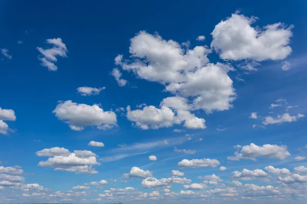 Schön Blau Bewölkt Himmel Natur Hintergrund — Stockfoto