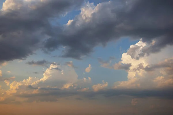 Krásný Večerní Nebe Přírodní Pozadí — Stock fotografie