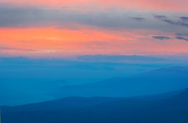 Ruhige Meeresbucht Vor Sonnenaufgang Natürlicher Dämmerungshintergrund — Stockfoto