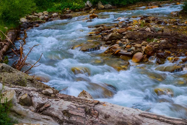 Río Montaña Corriendo Sobre Las Piedras Cañón —  Fotos de Stock