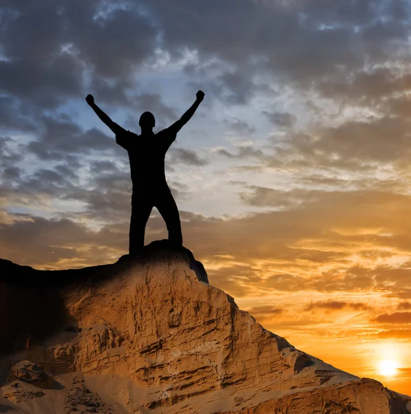 Man Silhouette Hands Rising Stay Mount Top Sunset Winner Mountain — Stock Photo, Image