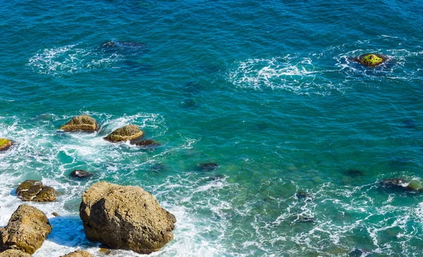 Primer Plano Playa Mar Pedregosa Escena Vacaciones Verano — Foto de Stock