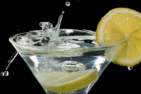 limon dilimi maden suyunda