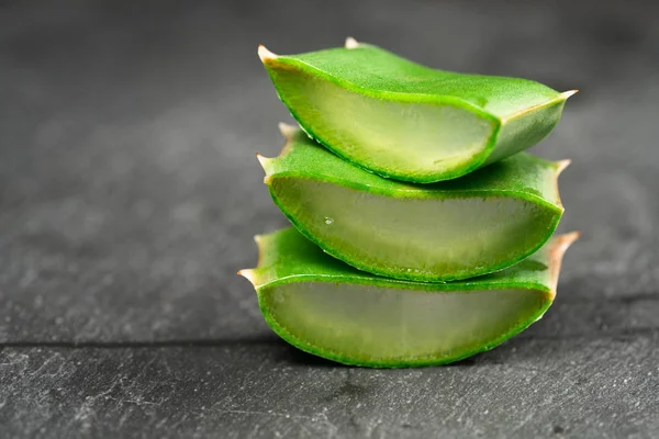 Aloe vera dilimlenmiş güzellik tesisi