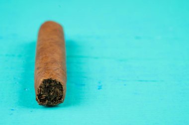 izole vurdu studio puro