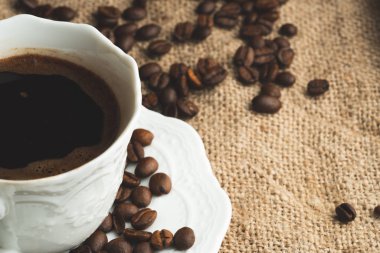 kahve ve kahve çekirdekleri