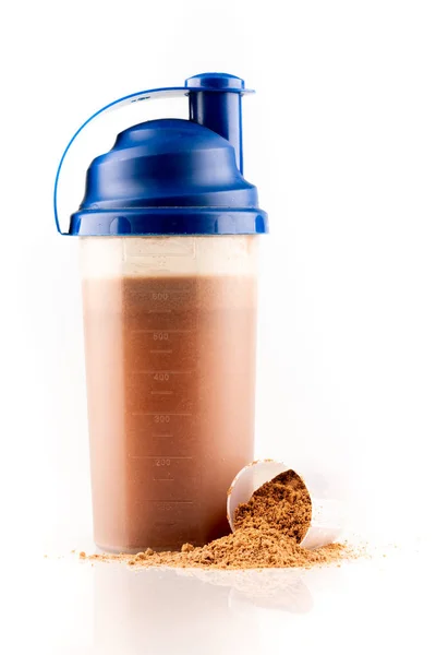 peynir altı suyu protein tozu ve kaşık