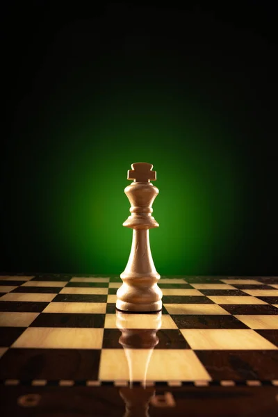 체스는 보드에 흑인과 — 스톡 사진