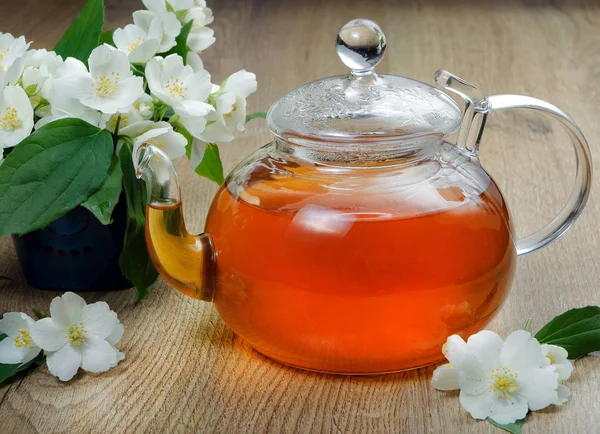 yasemin yeşil çay. yakın çekim