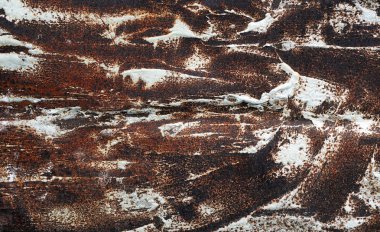 Eski paslı metal levha