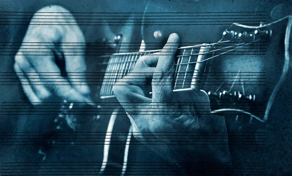 Koncepcja Muzyki Bluesowej Gitarzysta Grający Bluesa Gitarzysta Tle Arkusza Muzycznego — Zdjęcie stockowe