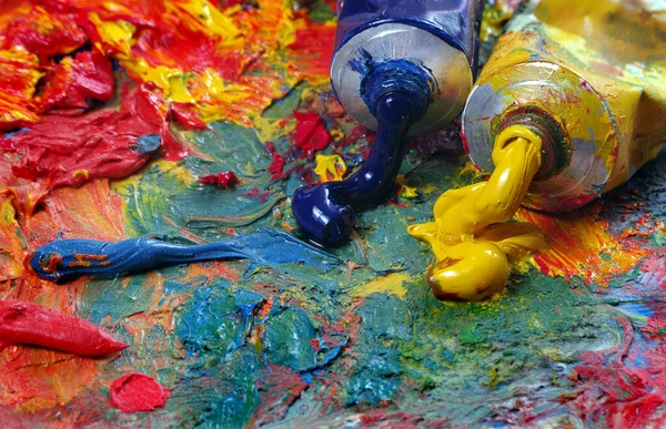 Tubi Con Arte Pittura Olio Una Tavolozza Pitture Arte Colorate — Foto Stock