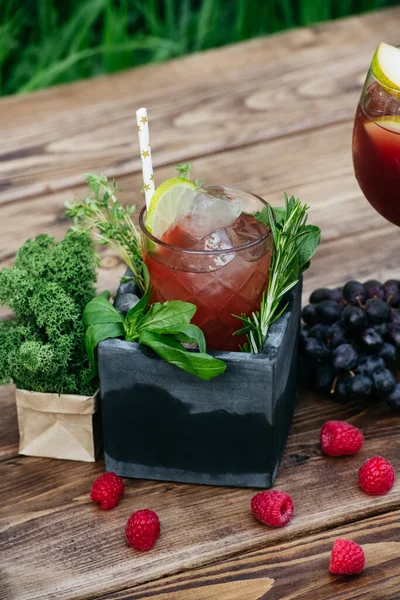 Summer Cocktail Fruits Wooden Table — Stock Photo, Image