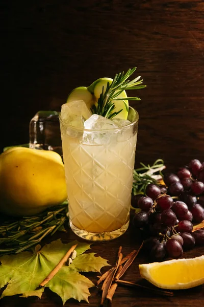 Apple Cocktail Rosemary Quince Table Restaurant — Stock Photo, Image