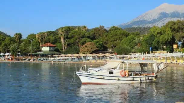 Kemer Turquía Junio 2018 Yate Fondeado Mar Kemer Turquía — Vídeo de stock