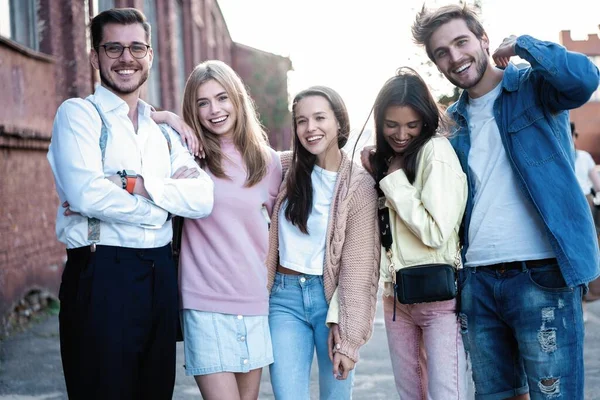 Gruppe Junger Leute Die Zusammen Freien Spaß Haben City Lifestyle — Stockfoto