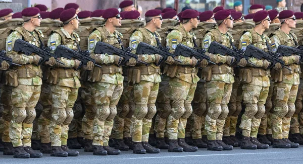 Kiev Ukraine Aug 2018 Formation Soldiers Review Day Ukraine Kiev — Stock Photo, Image
