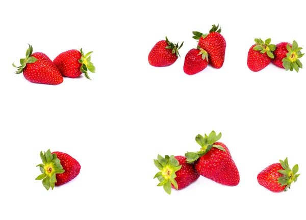 Erdbeeren Auf Weißem Hintergrund Gruppe Roter Erdbeeren Auf Weißem Hintergrund — Stockfoto