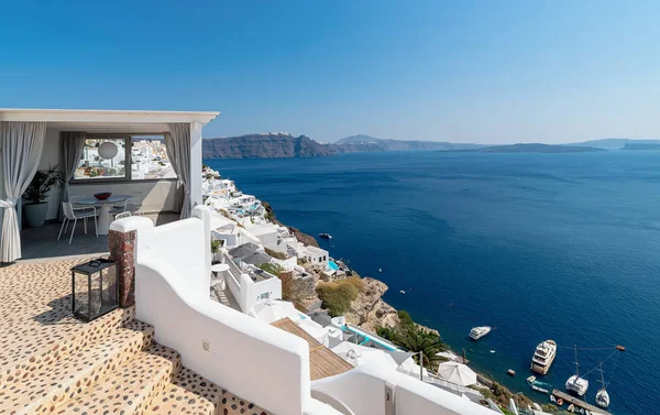 Oia - kykladeninsel santorini - ägäis - griechenland — Stockfoto