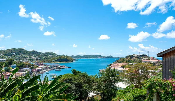 Karayip Denizi - Grenada Adası - Saint George - İç liman