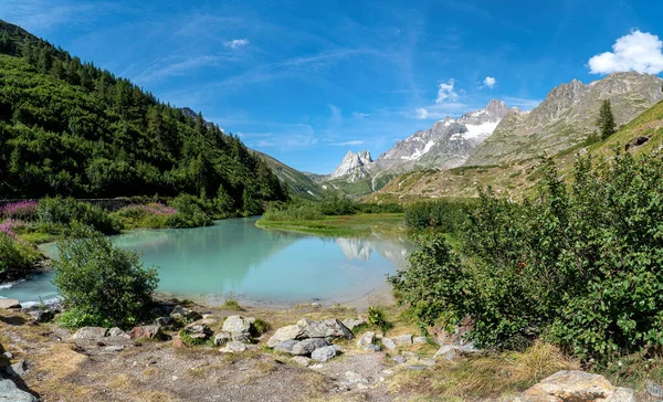 View Val Veny Courmayeur Valle Aosta Italy — Stock Photo, Image