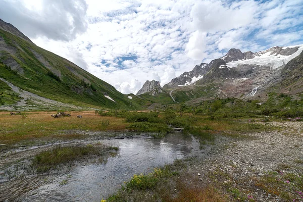 View Refuge Elisabetta Val Veny Courmayeur Valle Aosta Italy — Stock Photo, Image