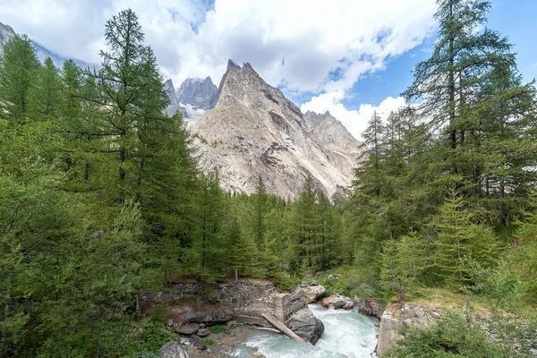 View Dora Val Veny Courmayeur Valle Aosta Italy — Stock Photo, Image