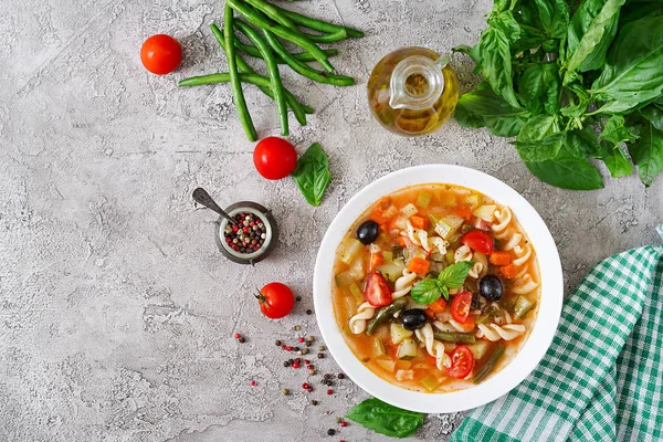 Minestrone Olasz Zöldségleves Tészta Vegetáriánus Étel Felülnézet Lapos Feküdt — Stock Fotó