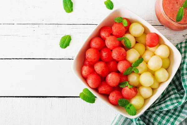 Salada Frutas Colorida Melancia Salada Melão Comida Fresca Verão Vista — Fotografia de Stock