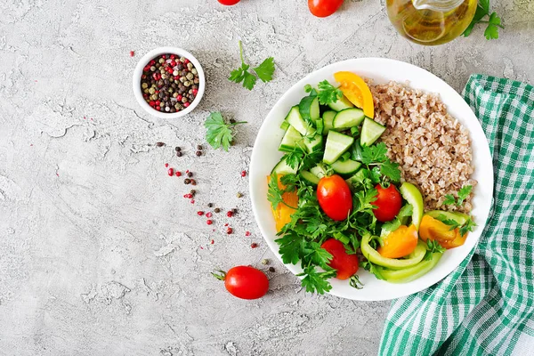 Kost Menyn Hälsosam Vegetarisk Sallad Färska Grönsaker Tomater Gurka Paprika — Stockfoto