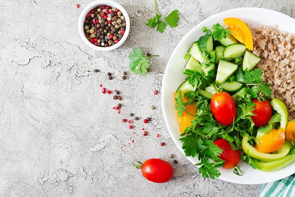 Menu Dieta Salada Vegetariana Verduras Frescas Tomates Pepino Pimentas Doces — Fotografia de Stock