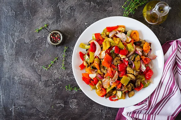Baked Vegetables White Plate Eggplant Zucchini Tomatoes Paprika Onions Top — Stock Photo, Image